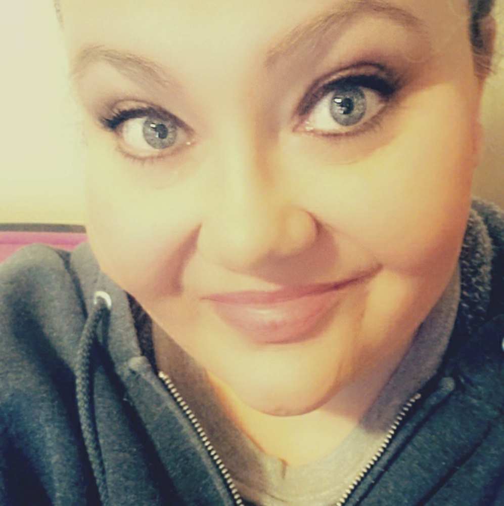 Meet your Posher, Kelli